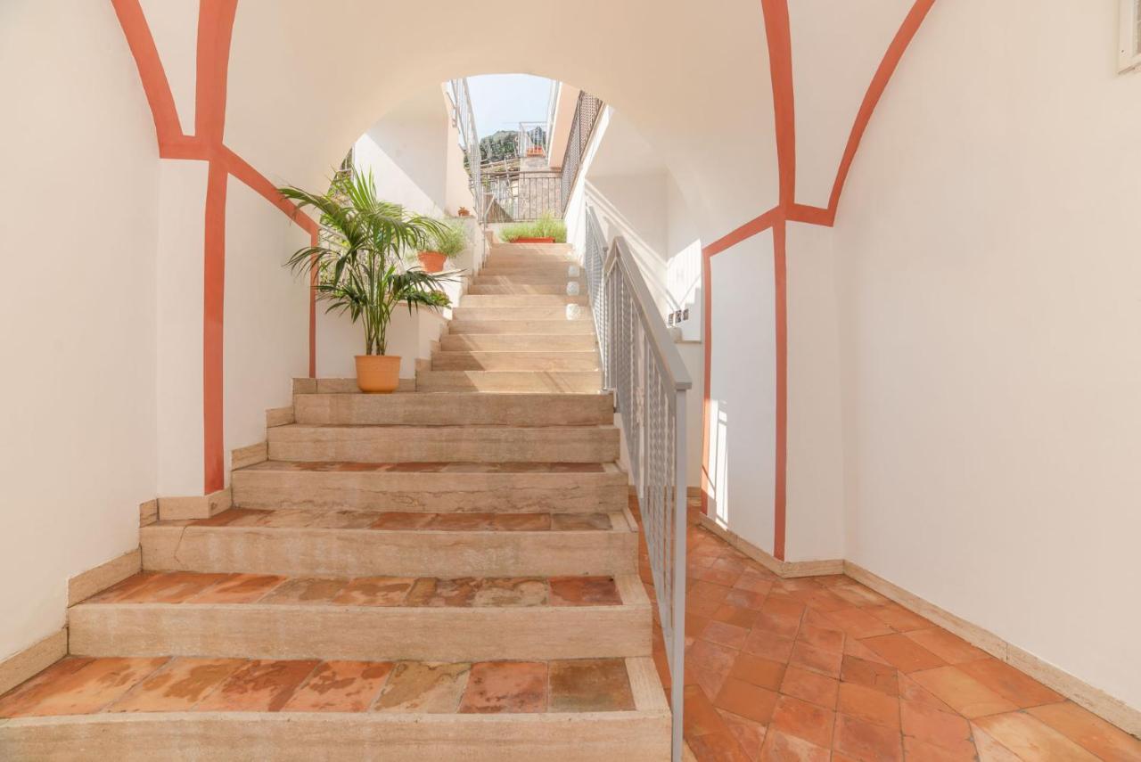 Aquarius Maiori B&B Екстер'єр фото
