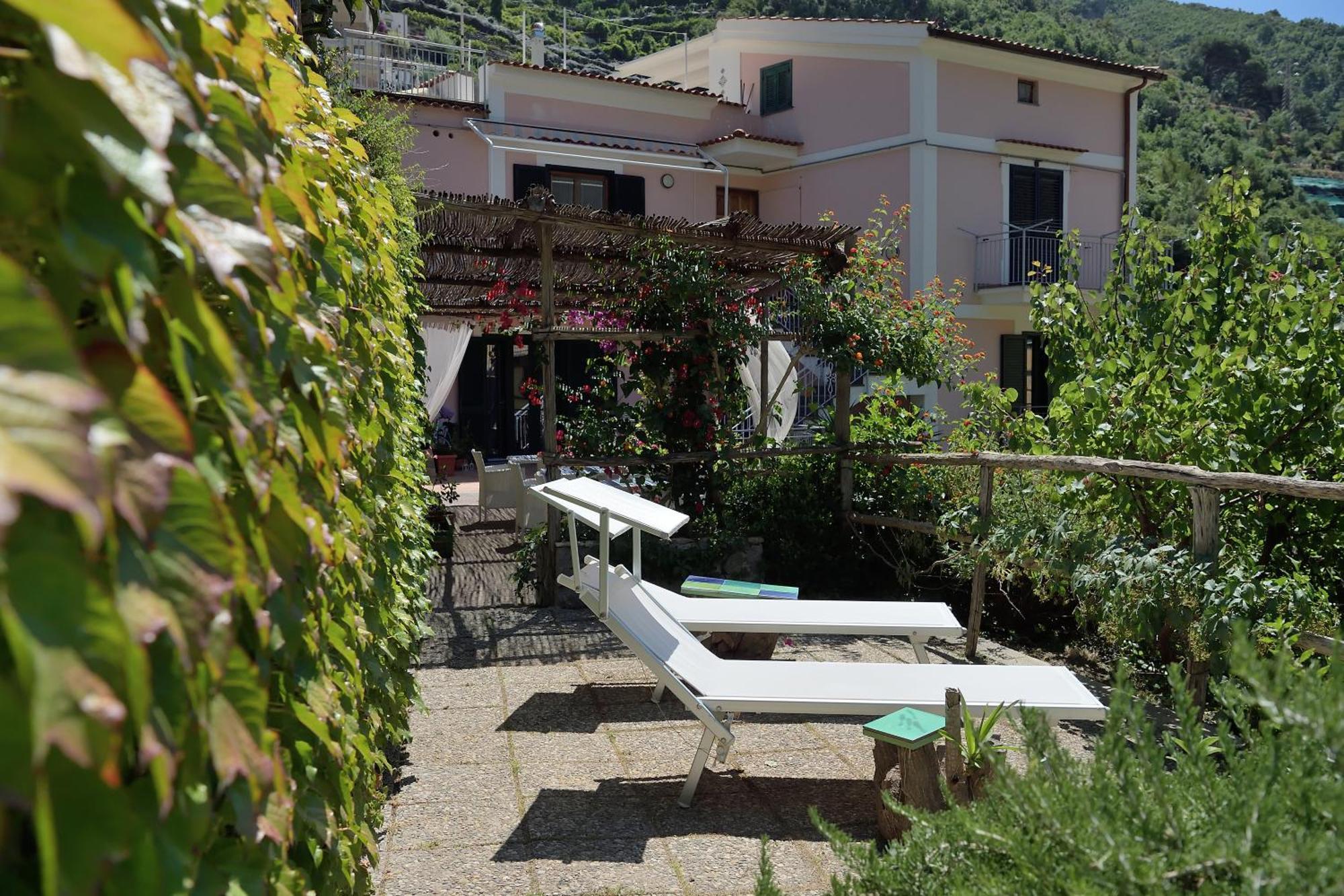 Aquarius Maiori B&B Екстер'єр фото